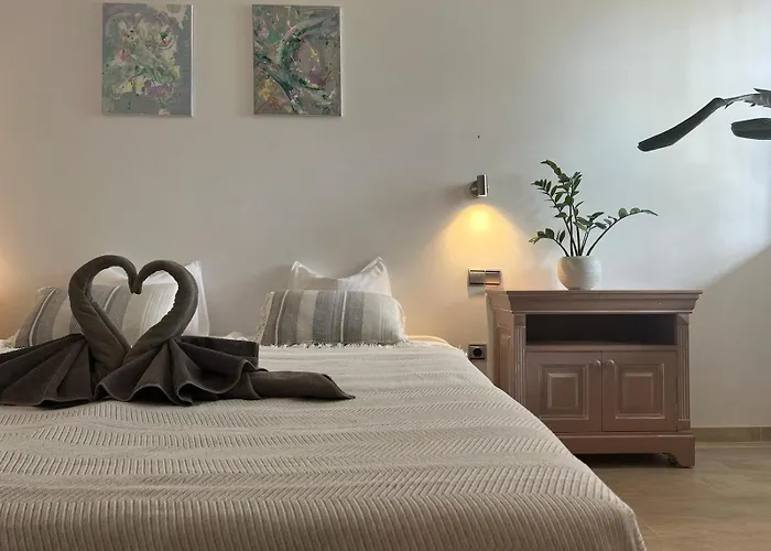 Canaan In Tenerife - Heated Pool, Ocean Views, Palm Garden, Costa Adeje (Tenerife)